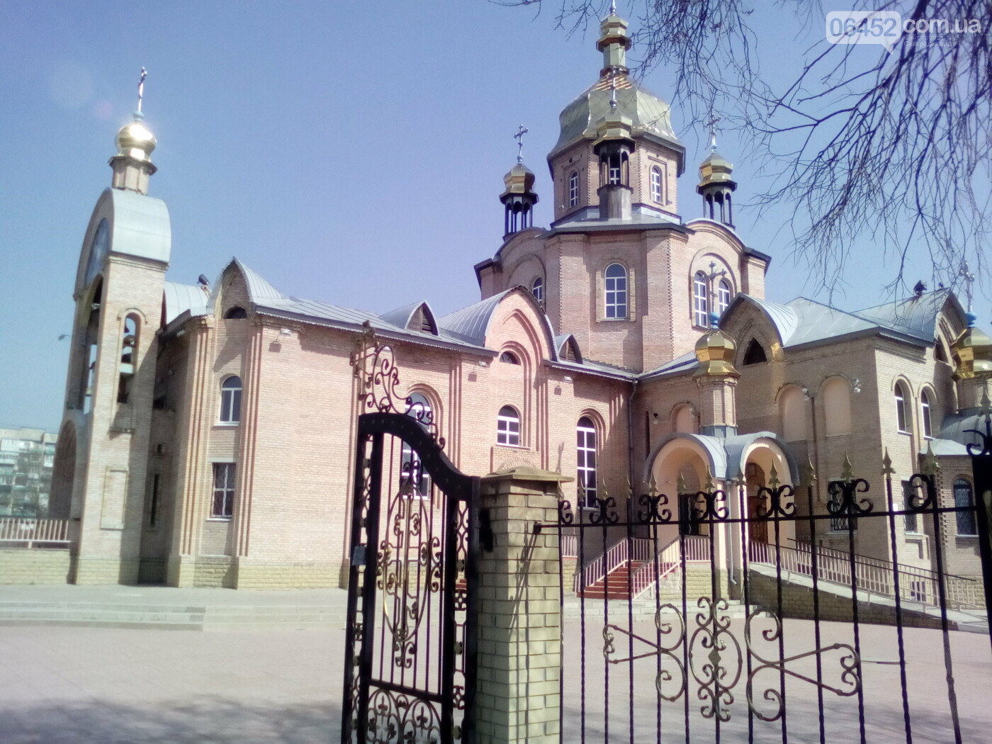 Северодонецкий храм не приостанавливает служения из-за кара..., фото-1 Северодонецкий храм не приостанавливает служения из-за карантина , фото-1