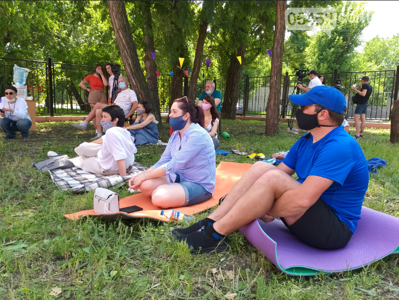В Северодонецке состоялся пикник в театре, фото-4 В Северодонецке состоялся пикник в театре, фото-4