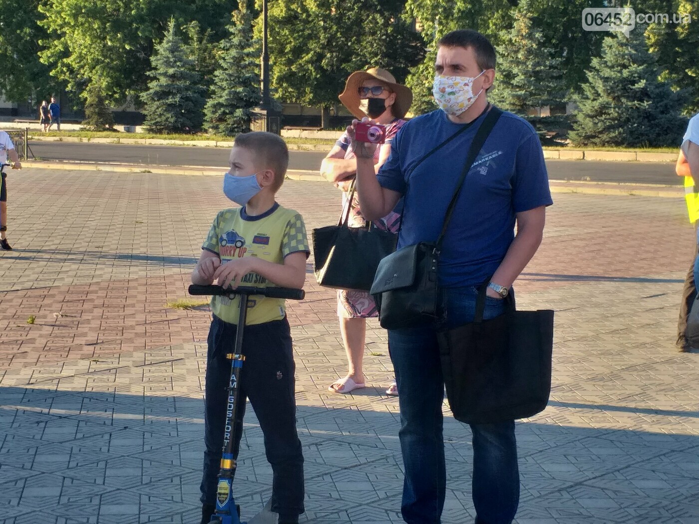 В Лисичанске состоялся митинг против бездеятельности городс..., фото-3 В Лисичанске состоялся митинг против бездеятельности городской власти, фото-3
