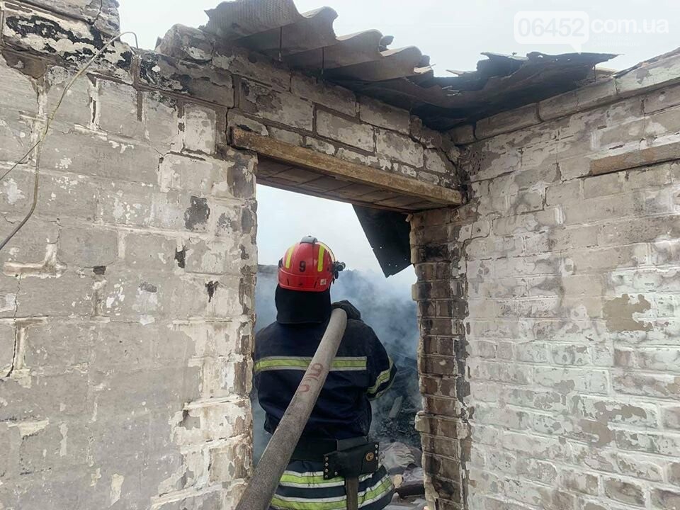 Северодонецк в "тумане". Спасатели продолжают ликвидацию п..., фото-9 Северодонецк в "тумане". Спасатели продолжают ликвидацию пожара. , фото-9