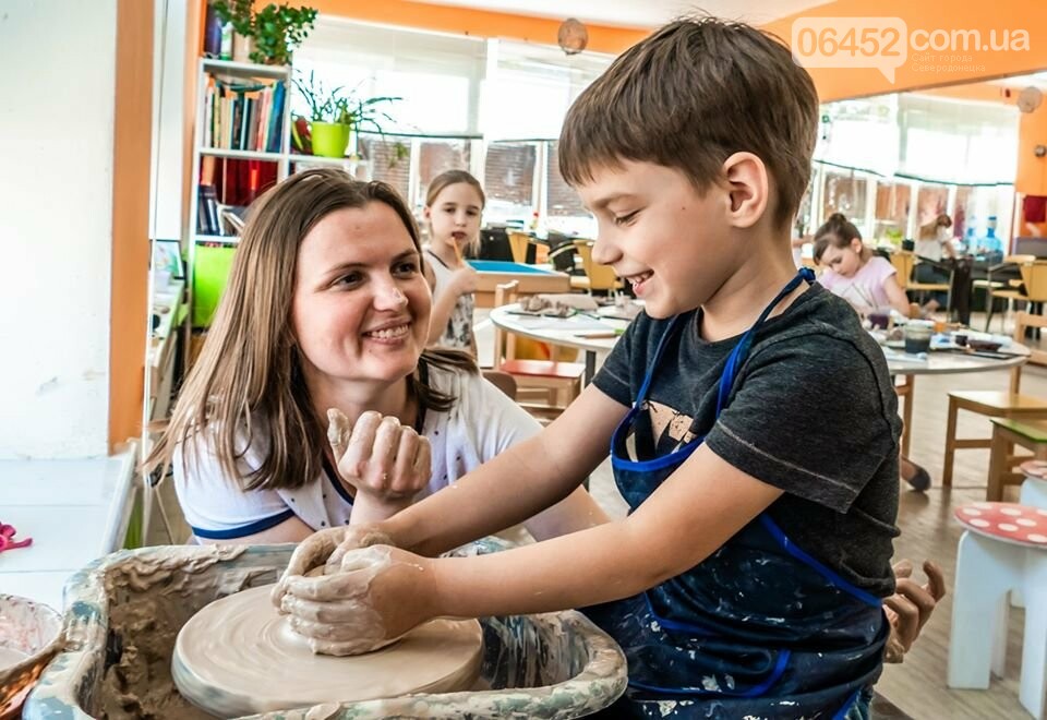 "Наша работа - это творчество". Разговор с руководителем се..., фото-2 "Наша работа - это творчество". Разговор с руководителем северодонецкой арт-студии "Песочница", фото-2