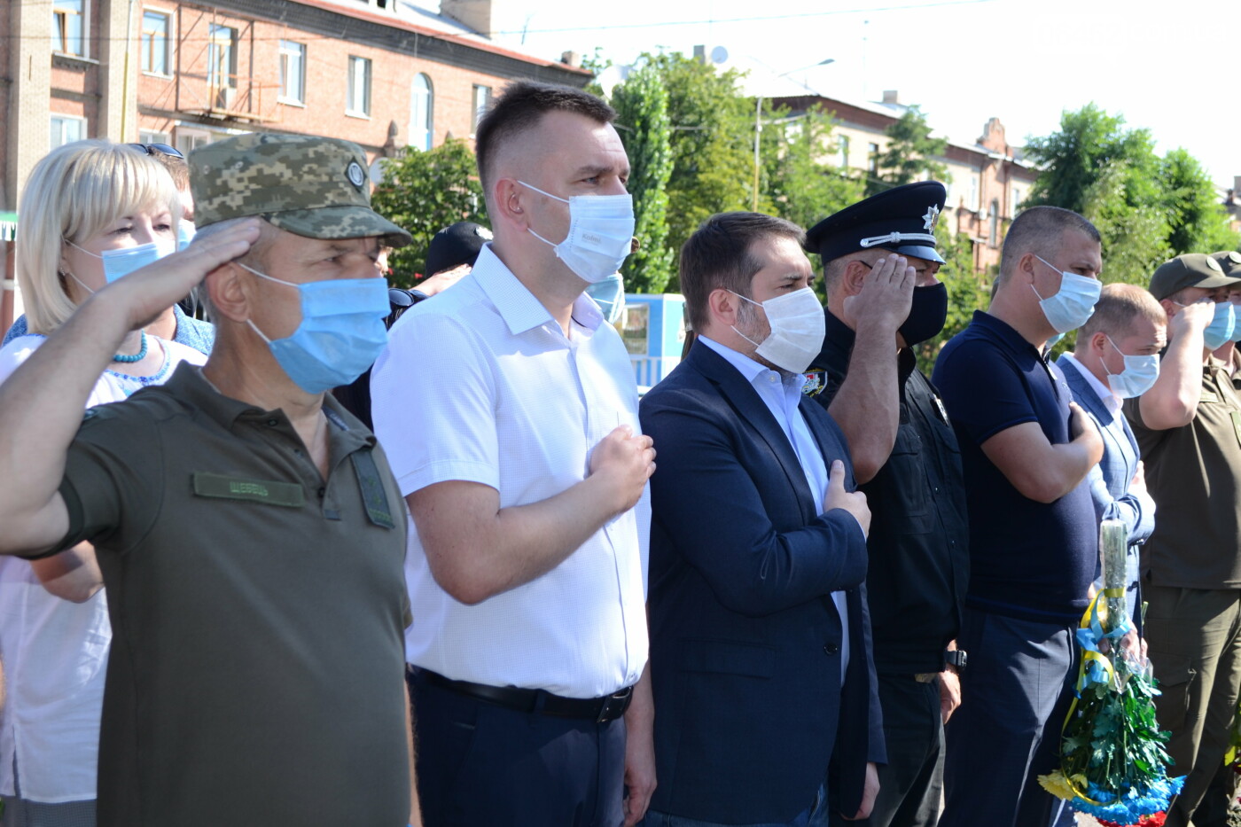 Северодонецк отмечает шестую годовщину освобождения от неза..., фото-1 Северодонецк отмечает шестую годовщину освобождения от незаконных вооруженных формирований, фото-1