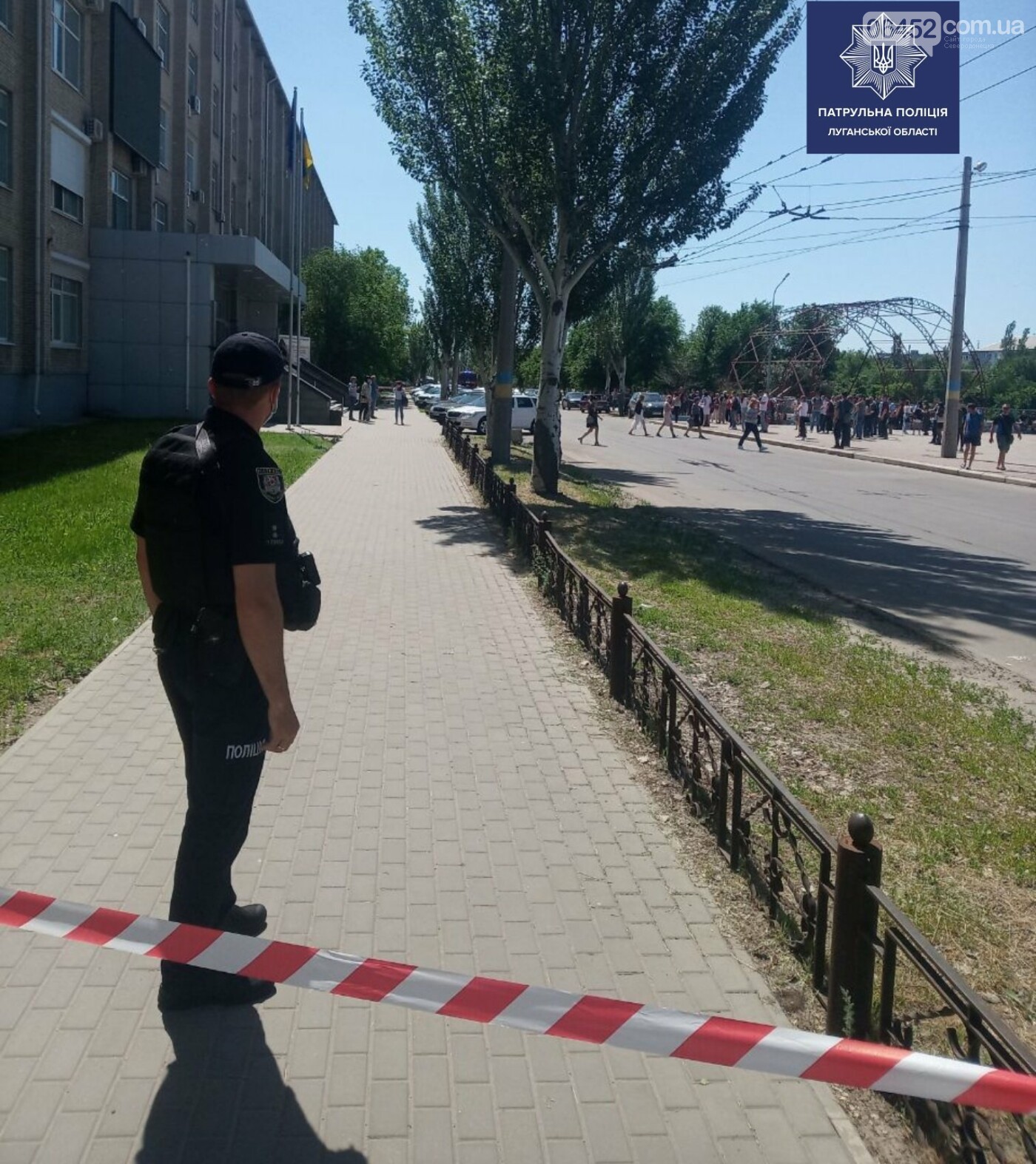 В Северодонецке неизвестный сообщил о минировании зданий на пр-те Центральном и ул. Донецкой, фото-1