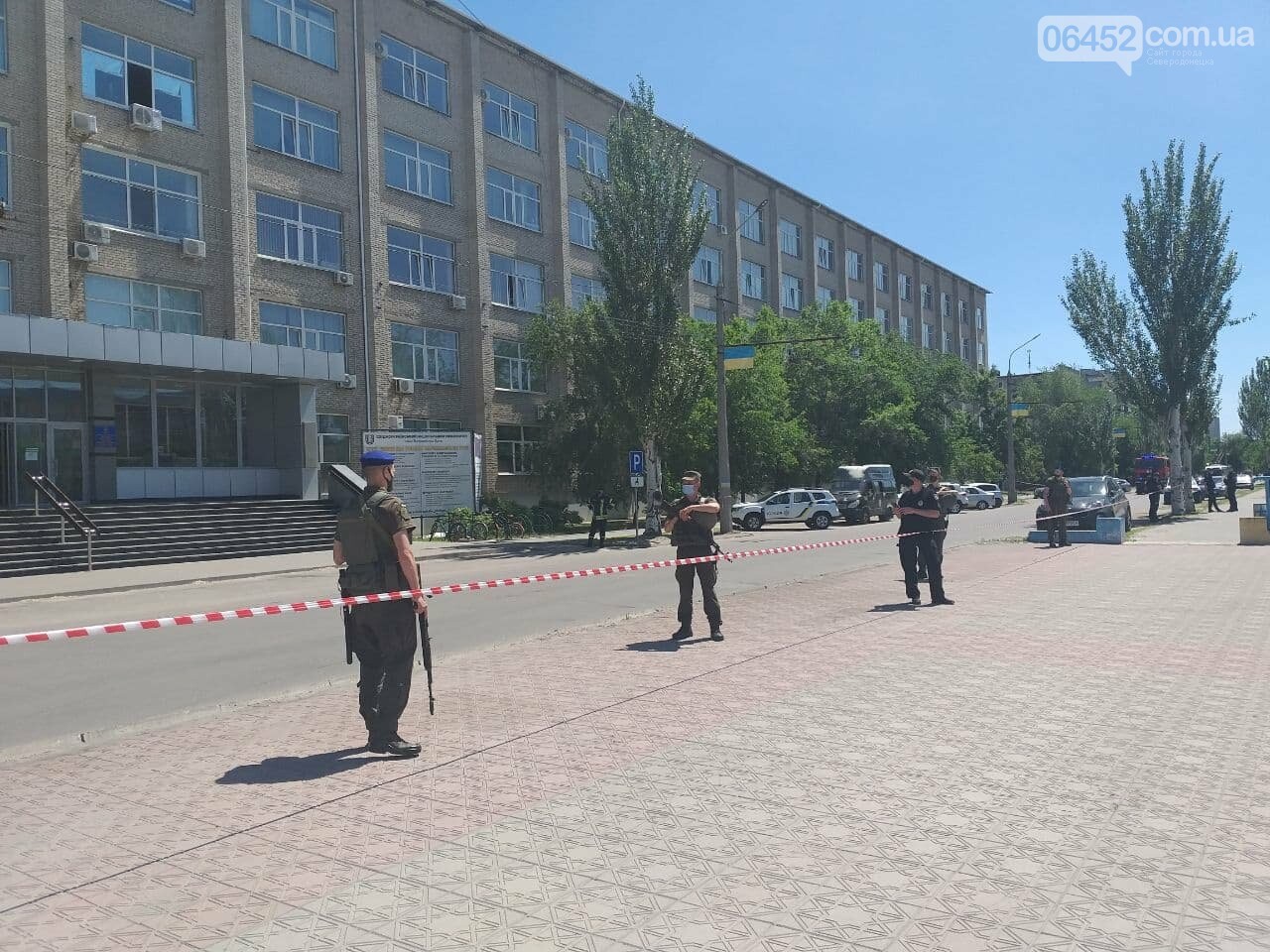 В Северодонецке неизвестный сообщил о минировании корпусов..., фото-4 В Северодонецке неизвестный сообщил о минировании корпусов двух университетов (фото), фото-4