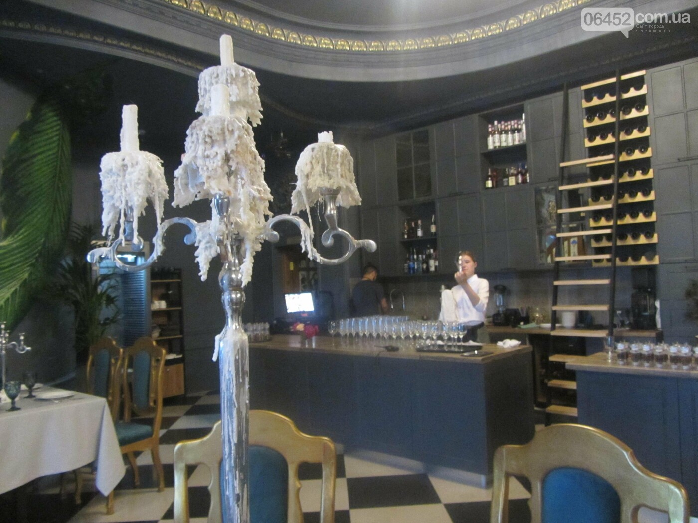 Ресторан «Соль. Остальное мясо» расположился в здании «Golden Palace», фото-3