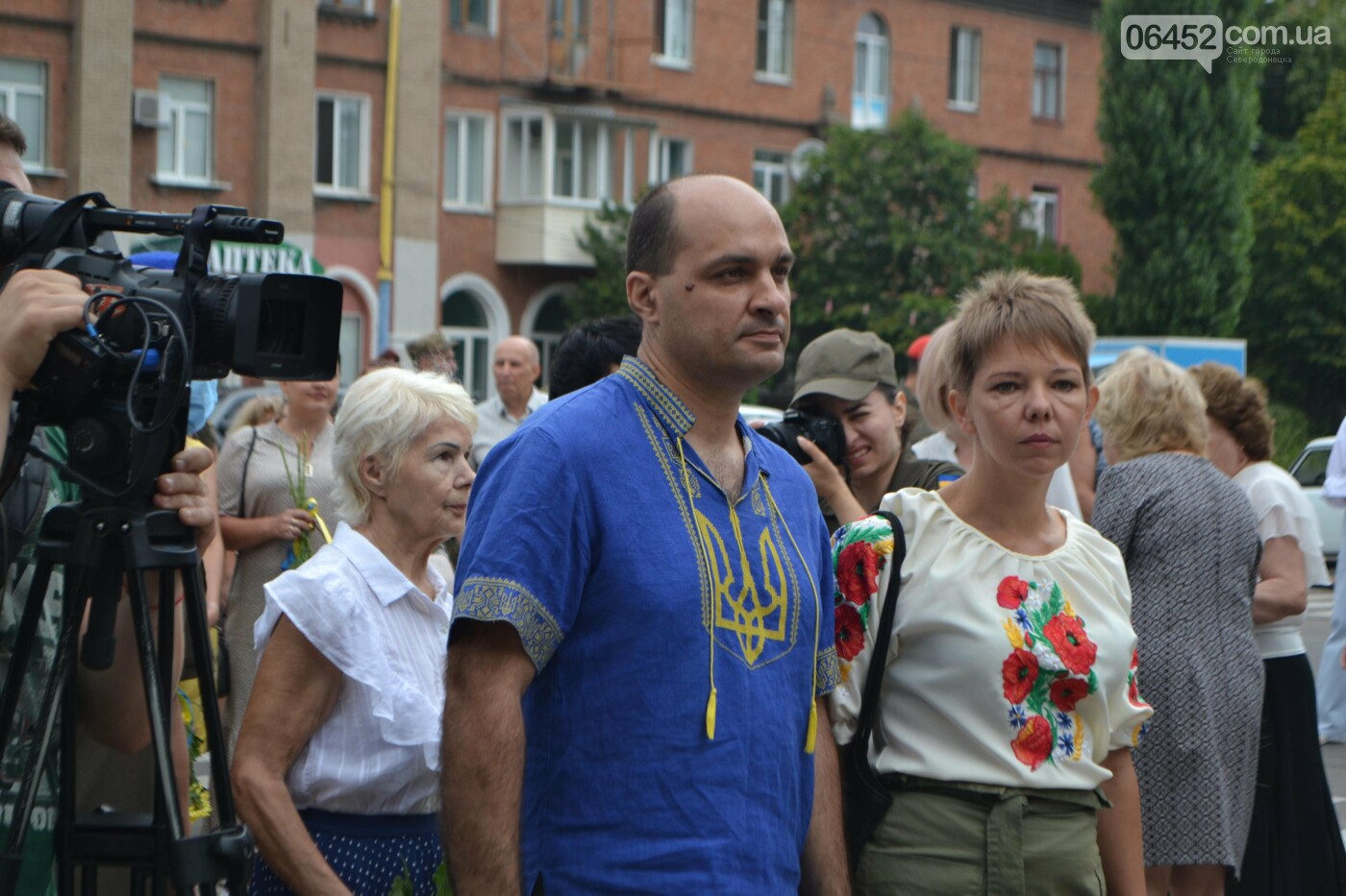 В Северодонецке День освобождения города начали с открытия мемориальной доски (фото) , фото-39