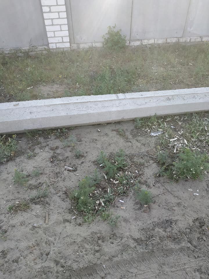 В Северодонецке устанавливают "опасные" столбы, фото-2 В Северодонецке устанавливают "опасные" столбы, фото-2