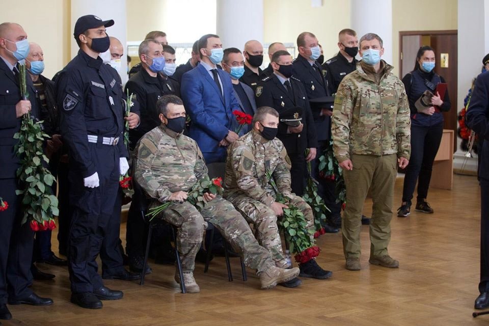 В Северодонецке прощаются с погибшим комбатом Сергеем Губа..., фото-6 В Северодонецке прощаются с погибшим комбатом Сергеем Губановым, фото-6