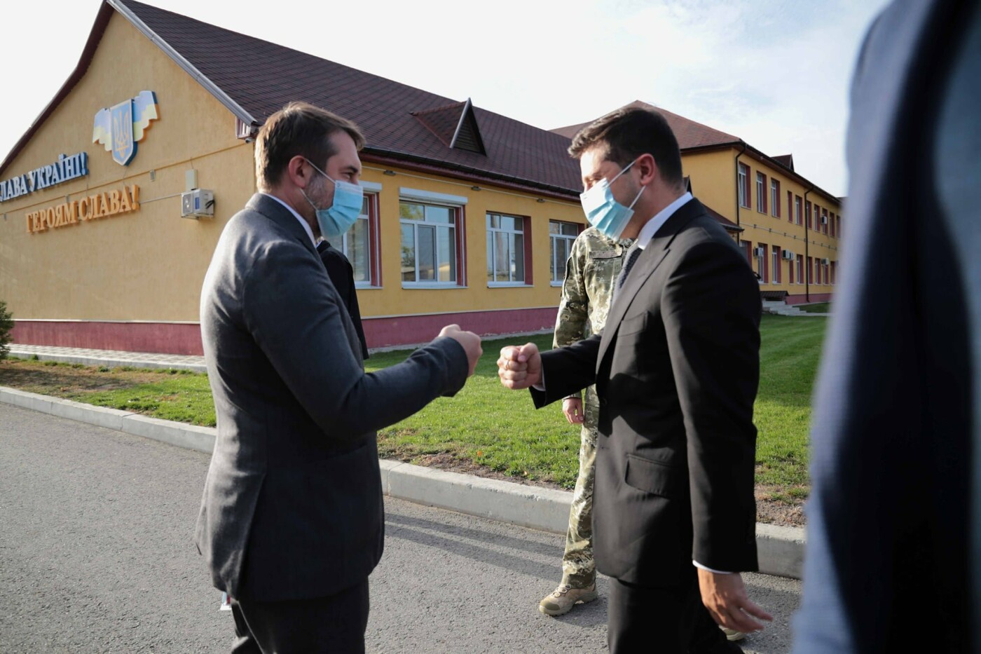 Луганскую область посетил Президент Украины, фото-1 Луганскую область посетил Президент Украины, фото-1