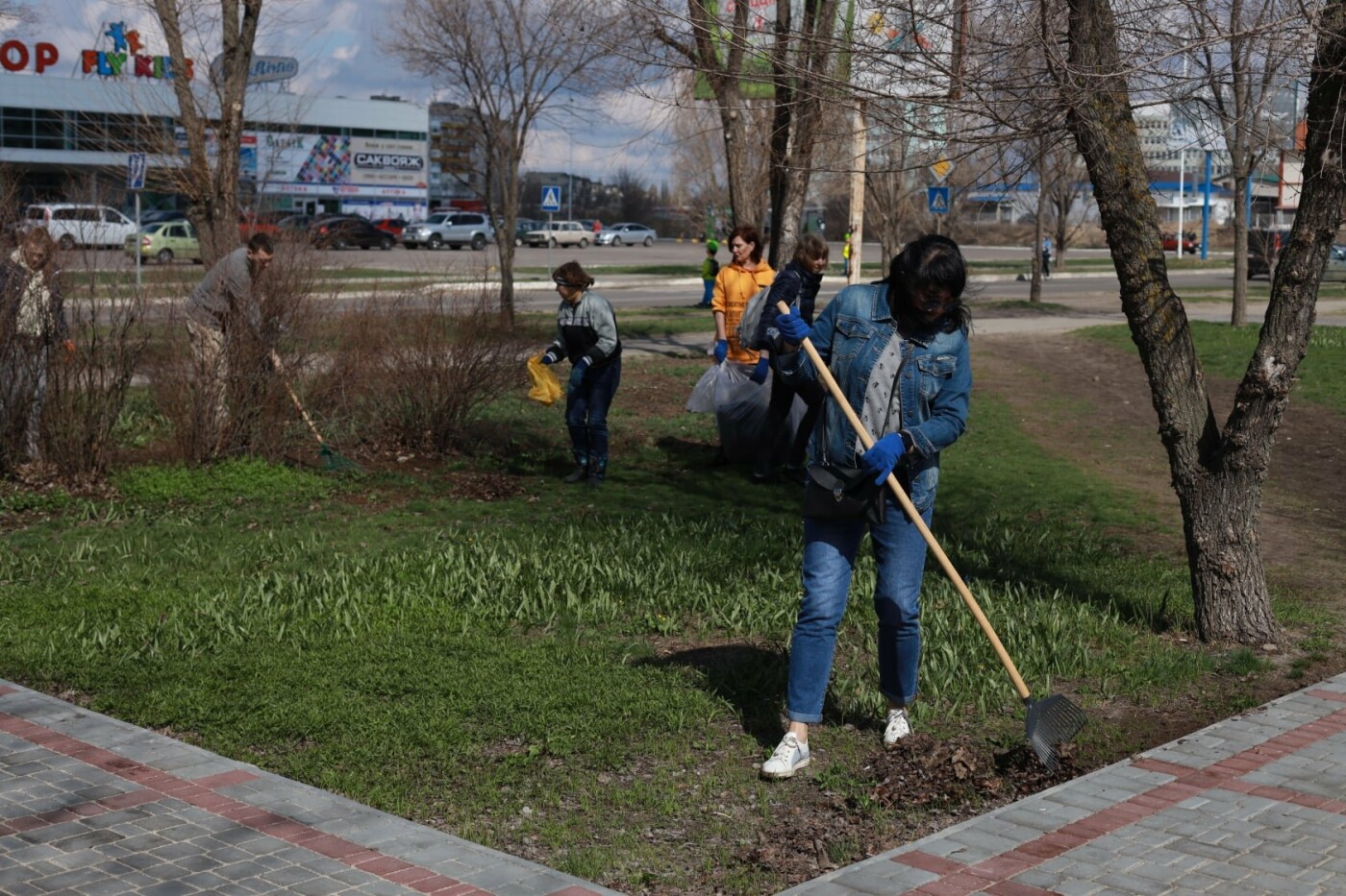 Северодончане приняли участие во всеукраинской акции «За чистую окружающую среду» (фото) , фото-5