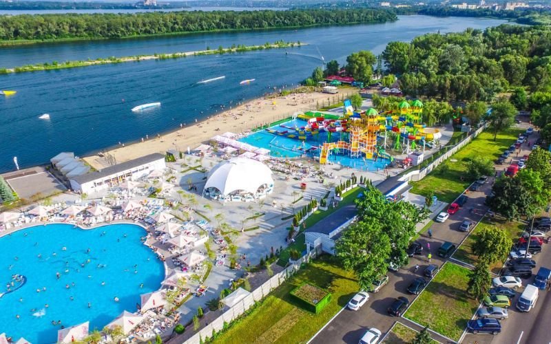 басейни для відпочинку в Дніпрі
